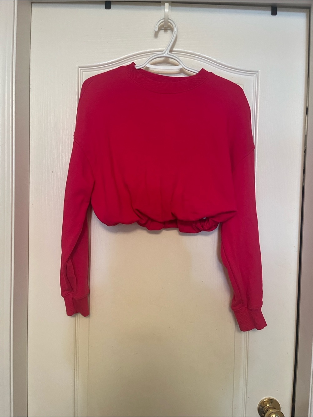 Dynamite Hot Pink Cropped Elastic Waist Sweatshirt - Size Small